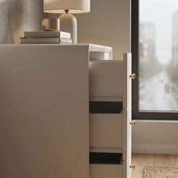 Modern Dressing Table with Mirror